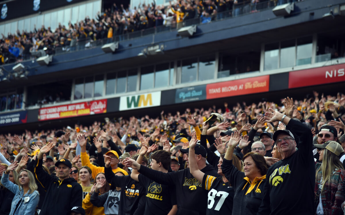 Iowa brought its heartwarming Hawkeye Wave to the Music City Bowl, and the crowd loved it