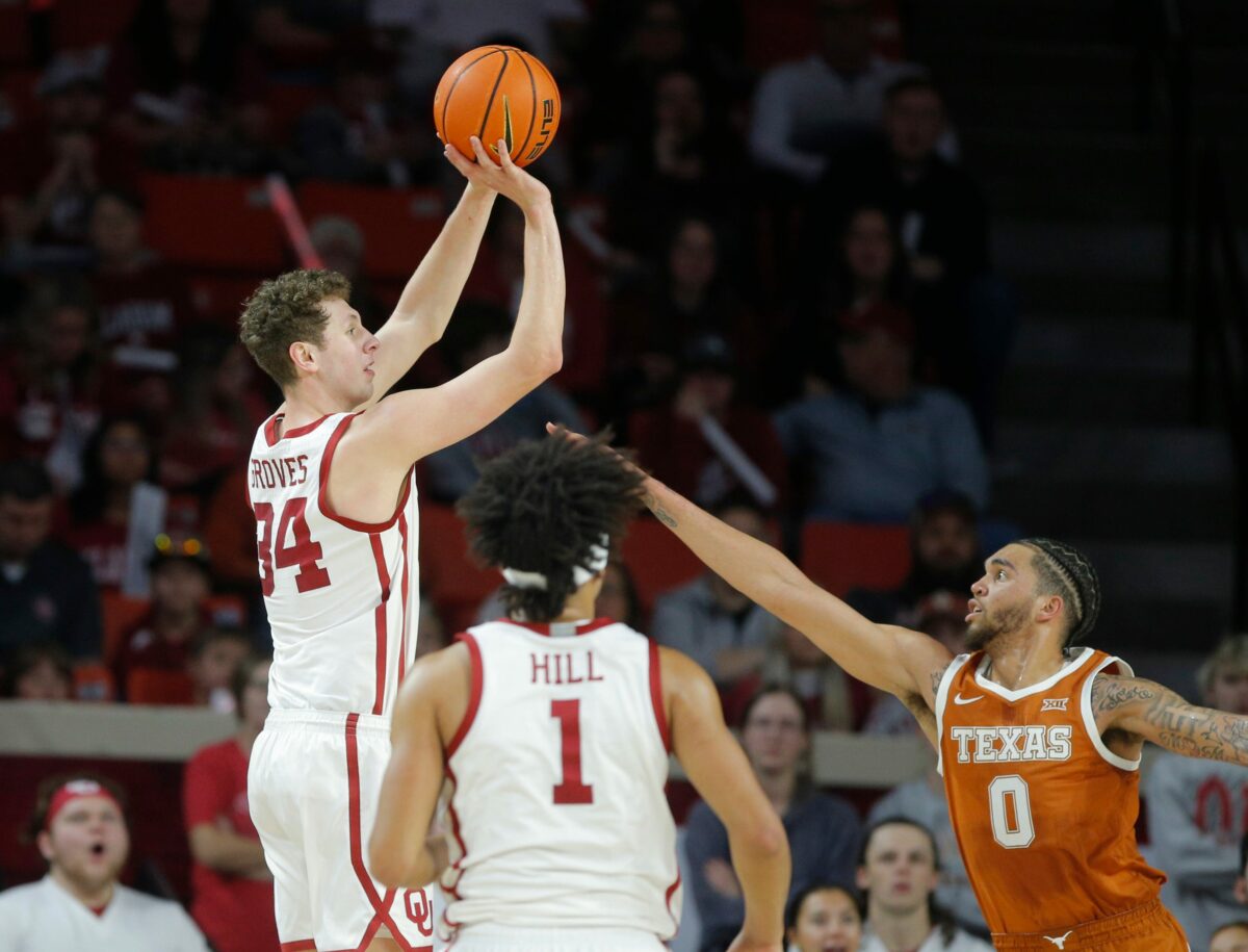 Oklahoma Sooners come up short falls short in battle with Texas Longhorns