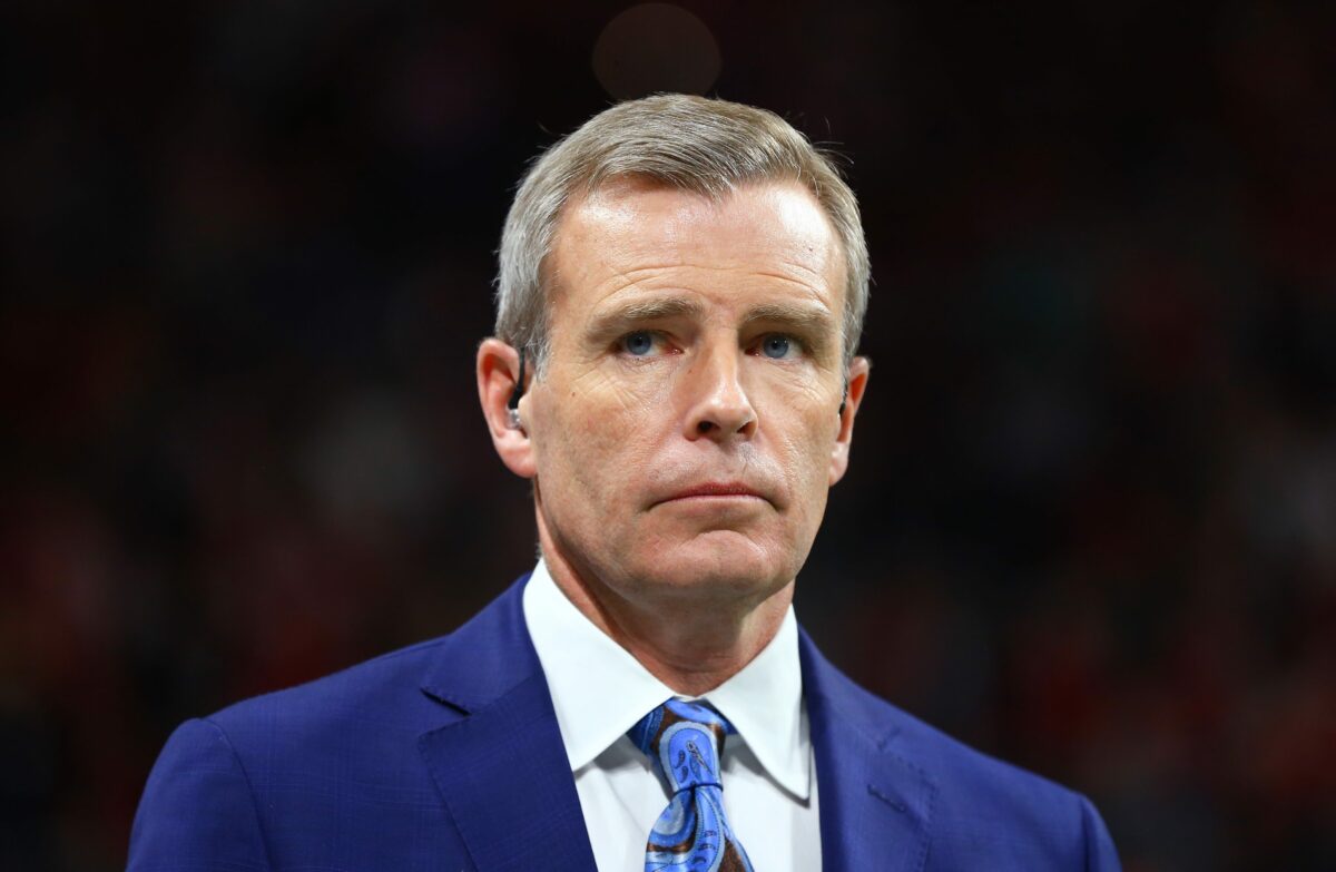 FOX’s Tom Rinaldi traveled more than 18K miles over 10 days to cover the World Cup, NFL and college football
