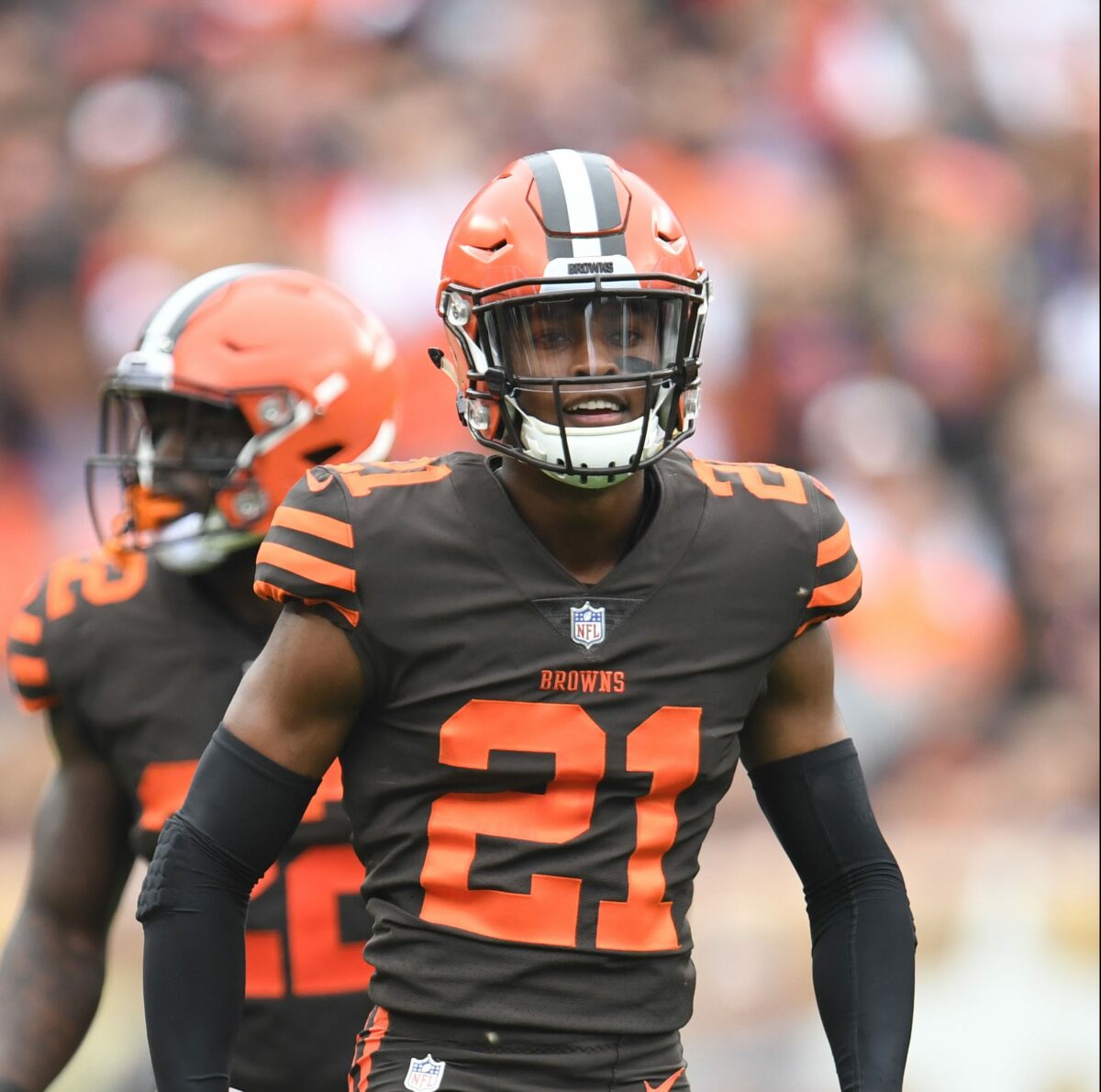 WATCH: Denzel Ward scoops and scores off of Kyle Allen fumble vs. Texans