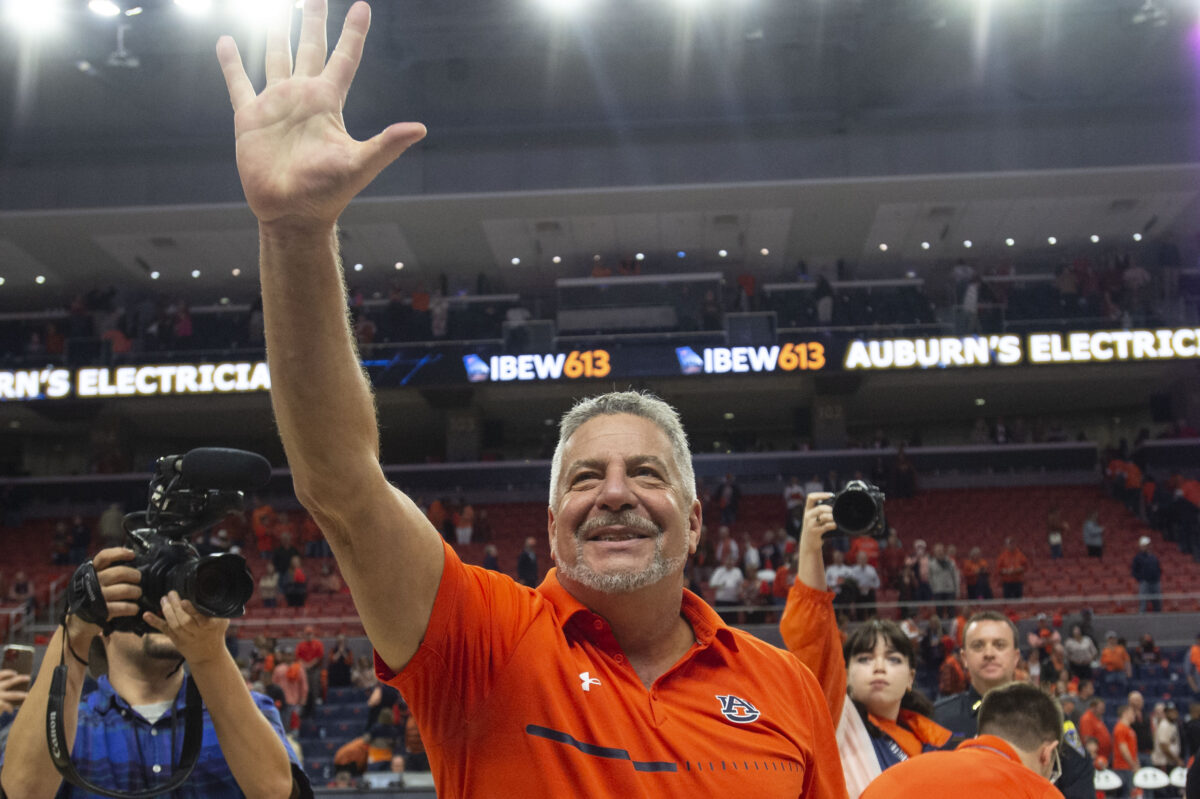 Everything Bruce Pearl, Allen Flanigan and Wendell Green Jr. said after beating Arkansas