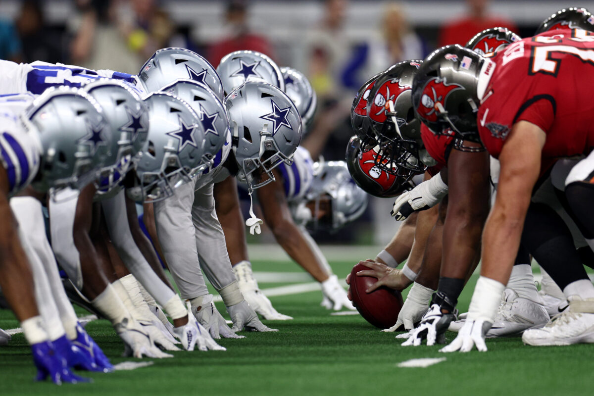 NFL Playoffs Predictions, Opening Odds: Cowboys-Buccaneers play Monday night