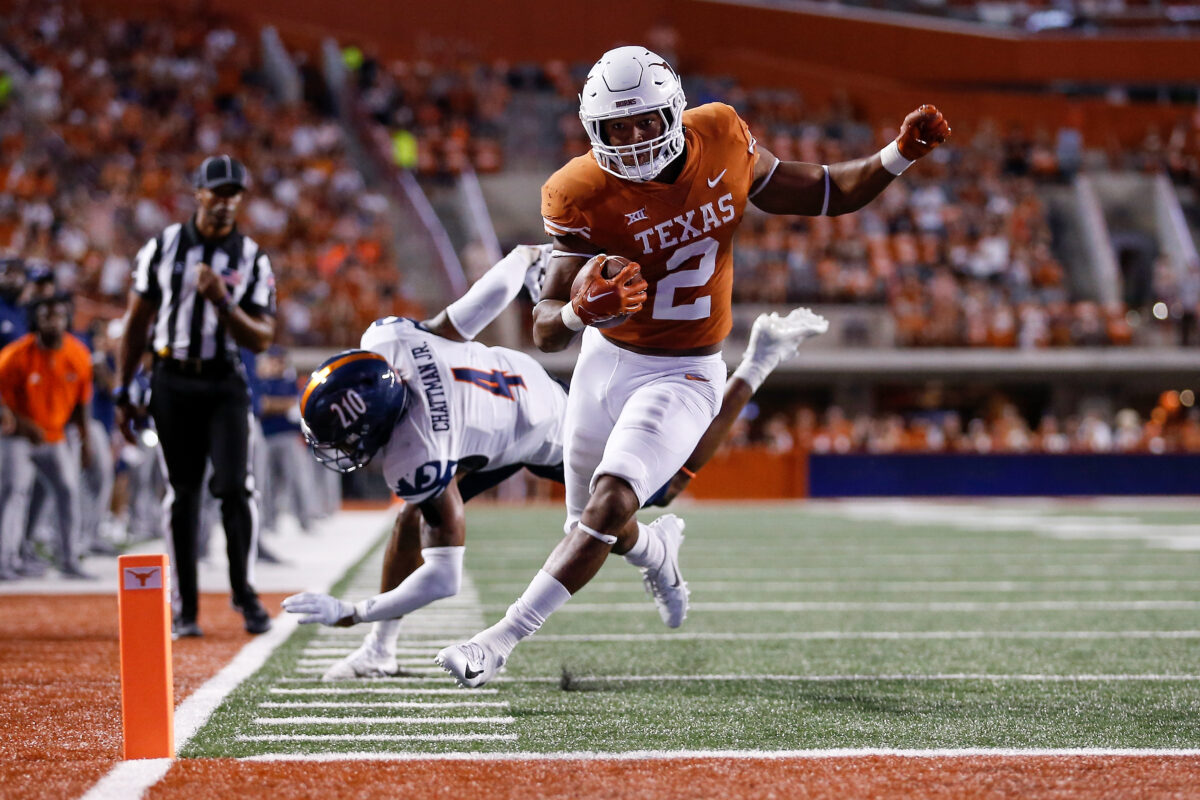 WATCH: Roschon Johnson standing out at Senior Bowl practice