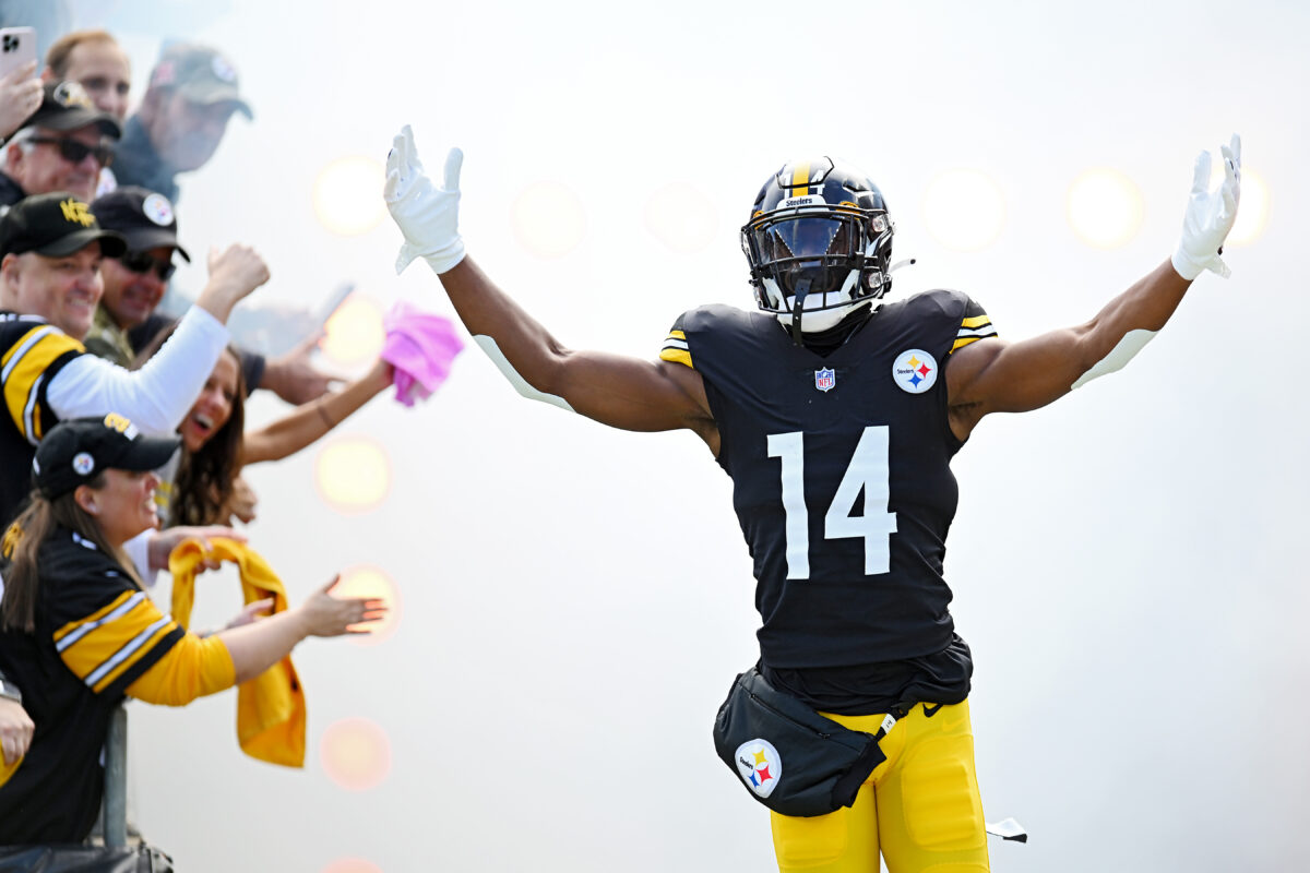Steelers top 7 skill player snap counts from 2022