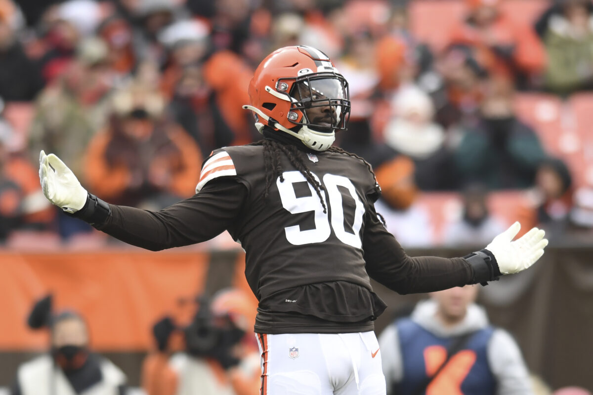 Browns send Jadeveon Clowney home, not expected to play vs. Steelers