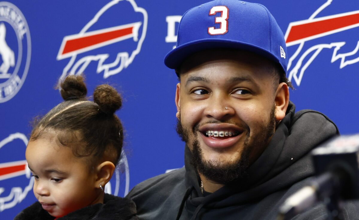 Bills OL Dion Dawkins hilariously compared playing Dolphins for a third time to a third date