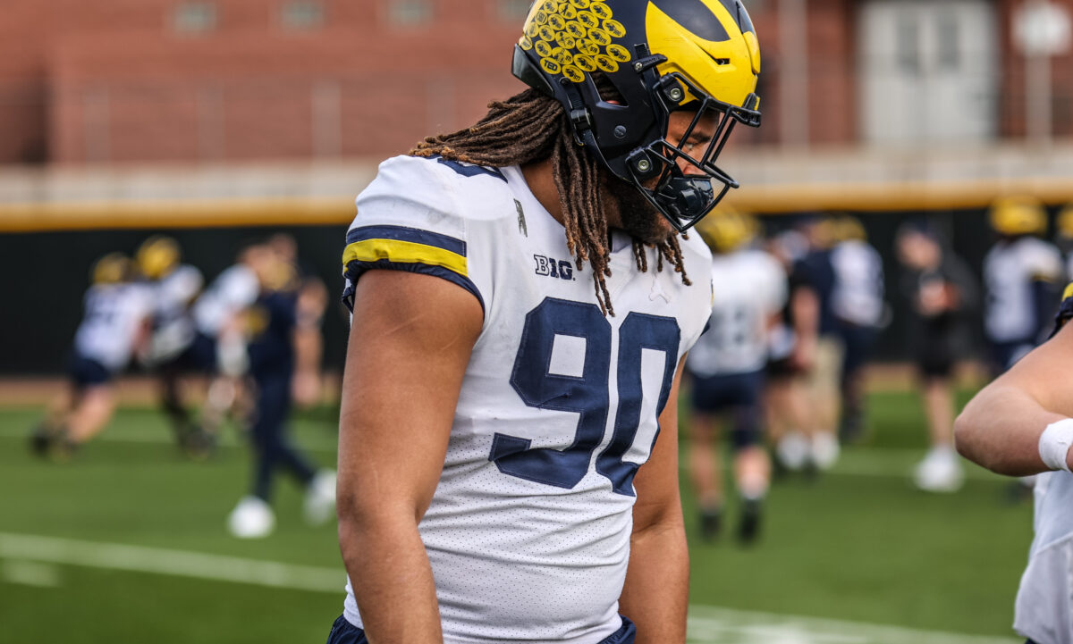 Michigan football edge rusher Mike Morris makes NFL draft decision