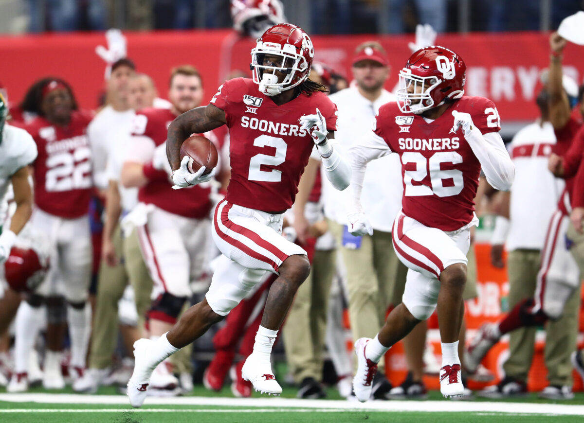 Every wide receiver offered by the Oklahoma Sooners in the 2024 recruiting cycle