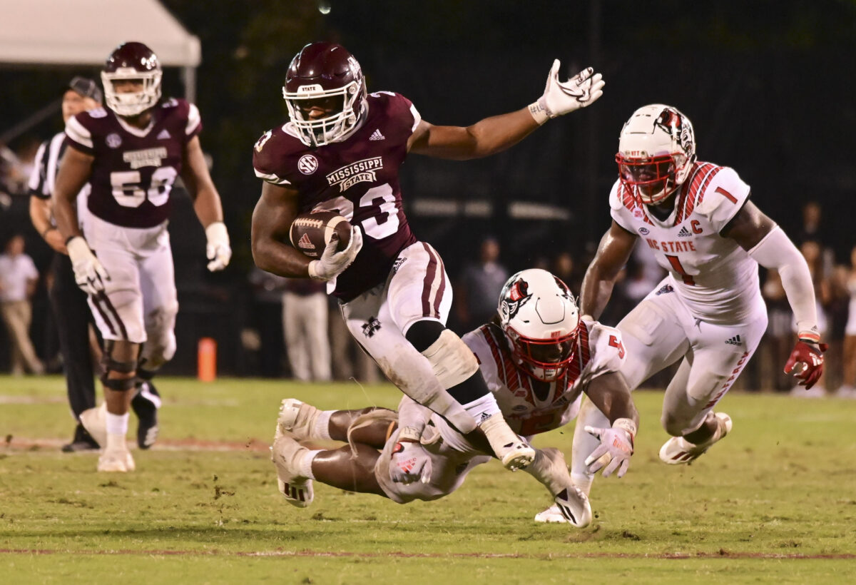 Auburn misses out on transfer running back from Mississippi State
