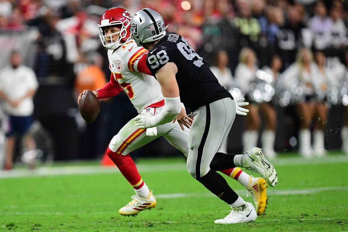 Previewing Chiefs vs. Raiders Week 18 game on Chiefs Wire Podcast