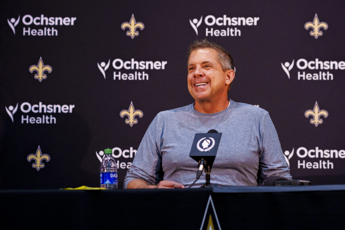 Broncos agree on trade with Saints to hire Sean Payton as HC