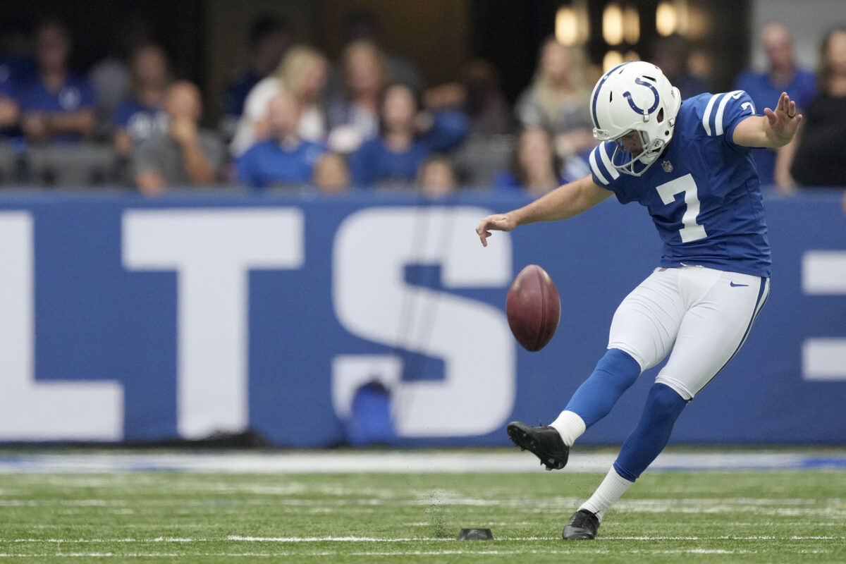 6 pending free agents the Colts should re-sign