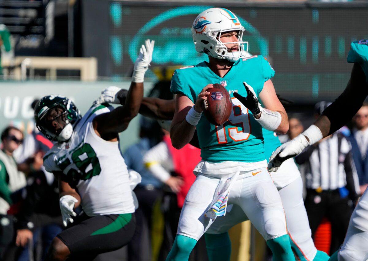 First look: New York Jets at Miami Dolphins odds and lines