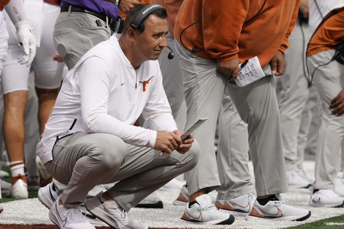 Texas Football News: Jalen Catalon officially signs, punter Ian Ratliff commits