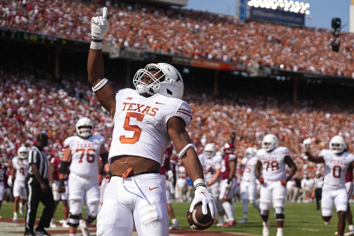 Texas RB Bijan Robinson is selected by the Ravens in latest NFL mock draft