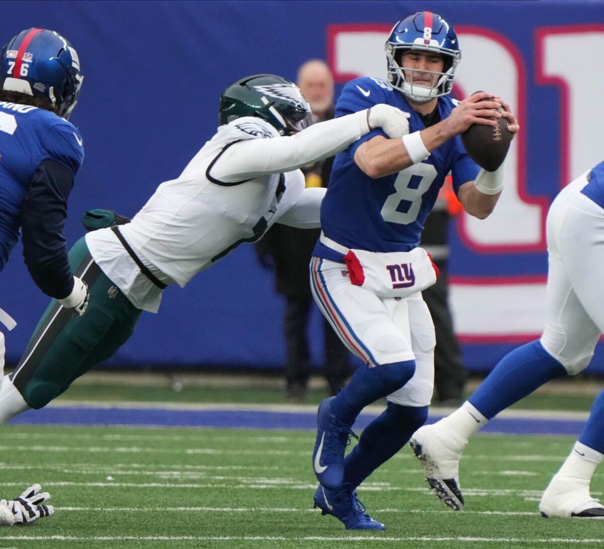 NFL Playoffs: Eagles must ramp up their league-best pass rush to beat the Giants