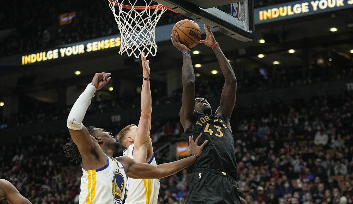 Toronto Raptors at Golden State Warriors odds, picks and predictions