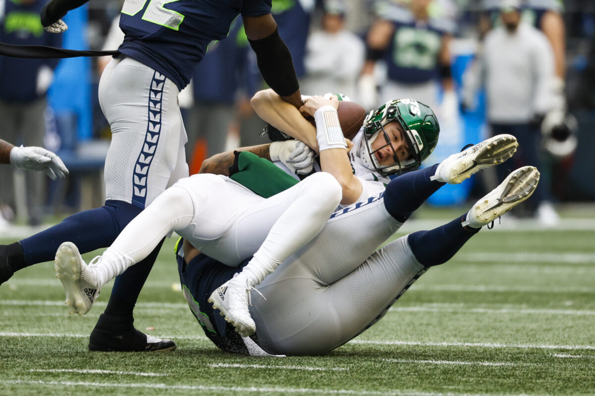 Jets see their playoff hopes go from farfetched to all gone in Week 17 loss at Seattle