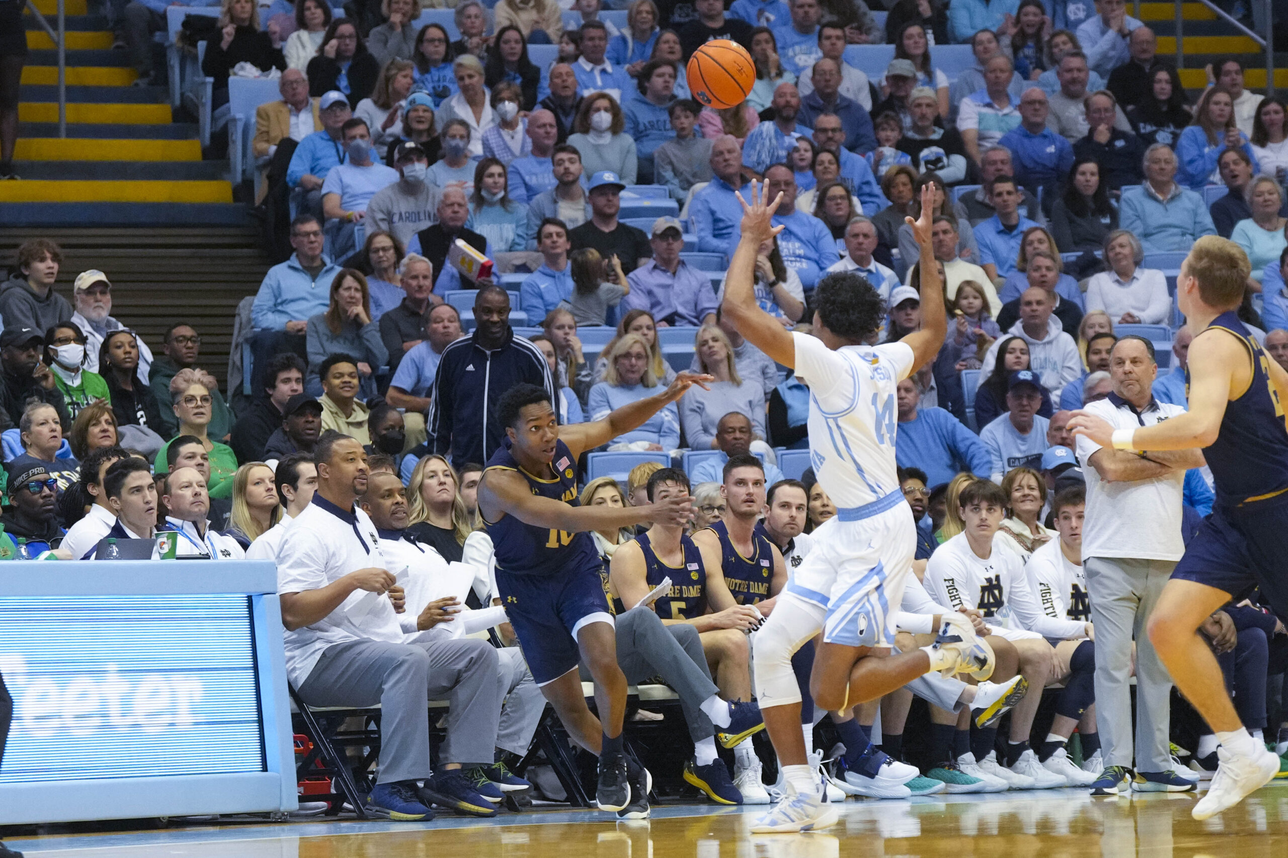 Notre Dame thoroughly outplayed by North Carolina