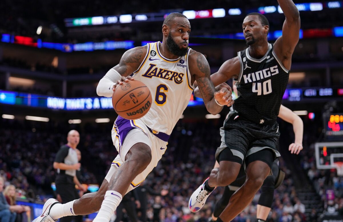 Sacramento Kings at Los Angeles Lakers odds, picks and predictions