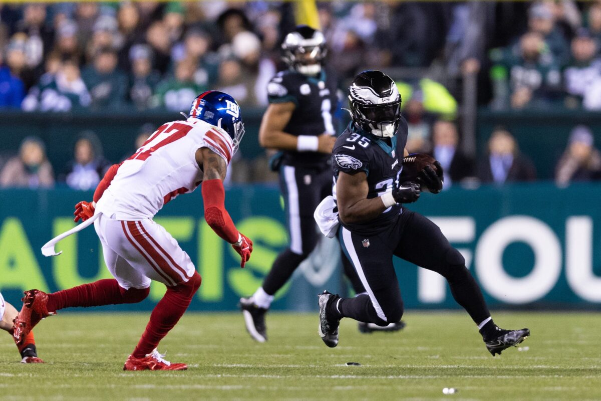 Eagles snap count vs. Giants: Breakdown, observations from Week 18