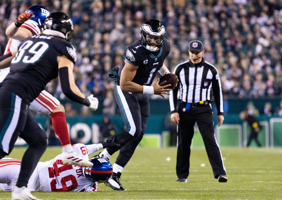 10 takeaways from the first half as the Eagles hold a 16-0 lead over the Giants