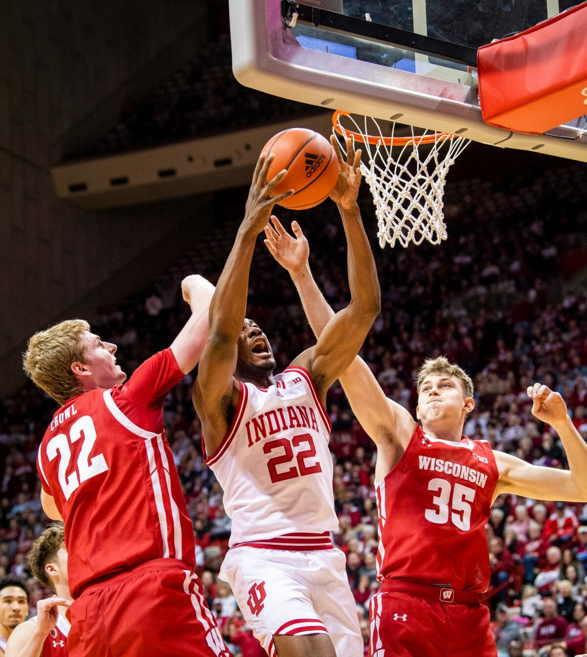 Badgers’ losing streak reaches three games, fall to Indiana 63-45 on the road