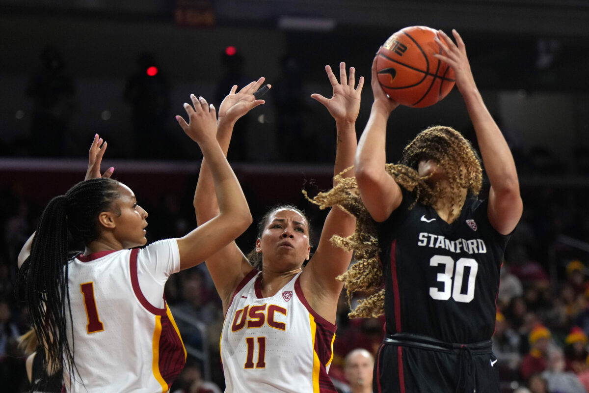 USC women’s basketball and USC football draw fascinating comparisons and contrasts