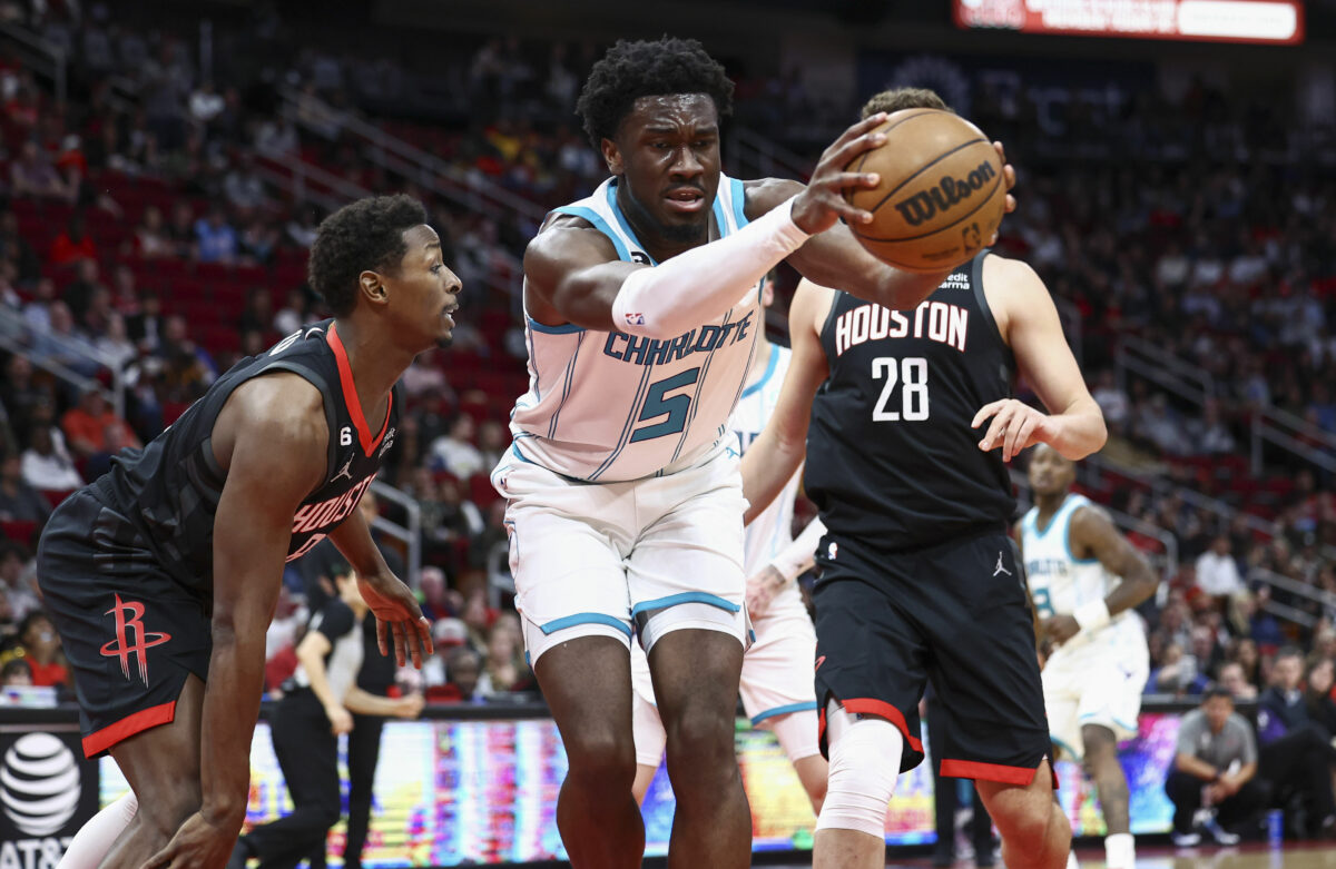 Hornets’ Mark Williams produced a rare stat line in win over Rockets