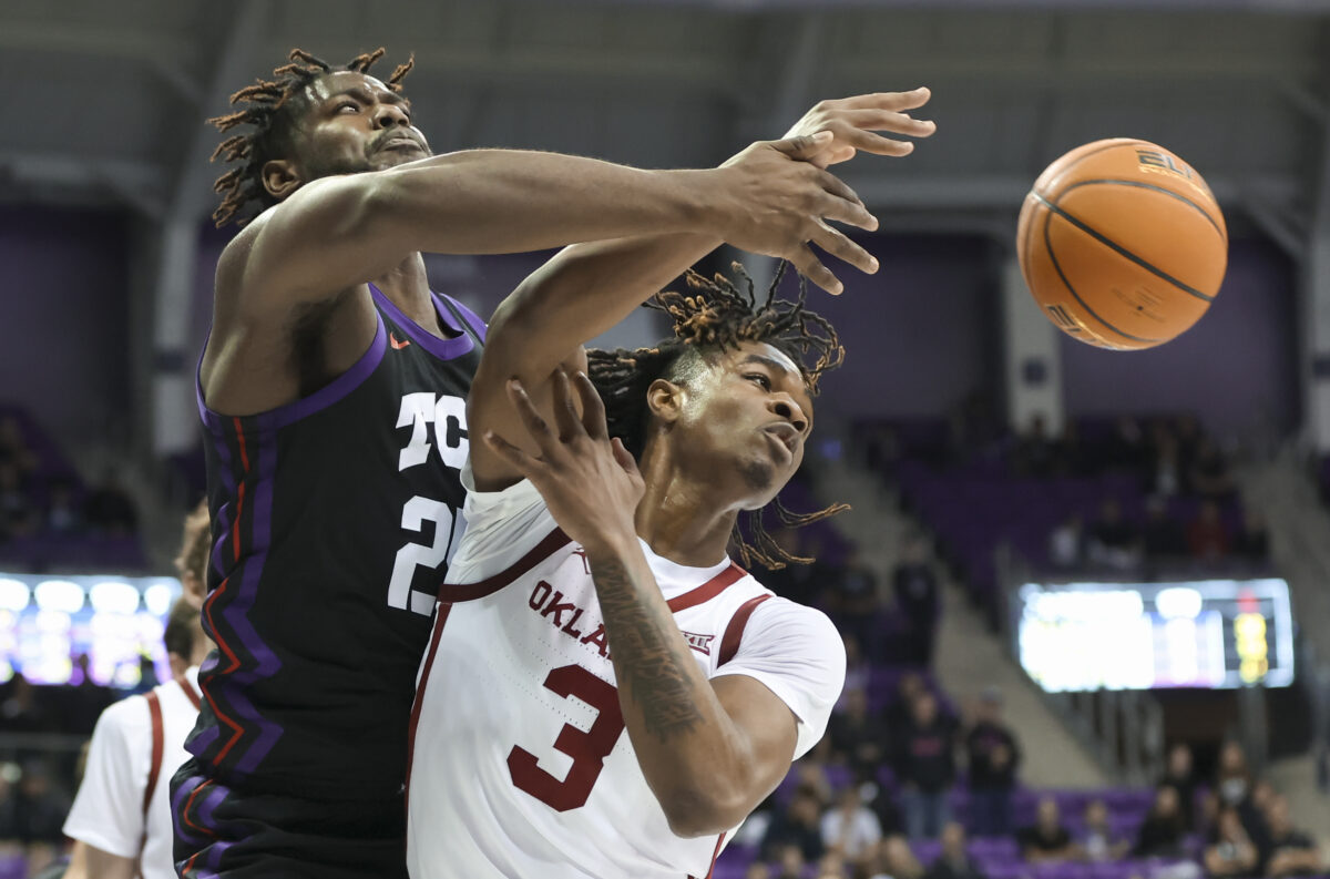 Sooners on wrong end of blowout, downed by the TCU Horned Frogs 79-52