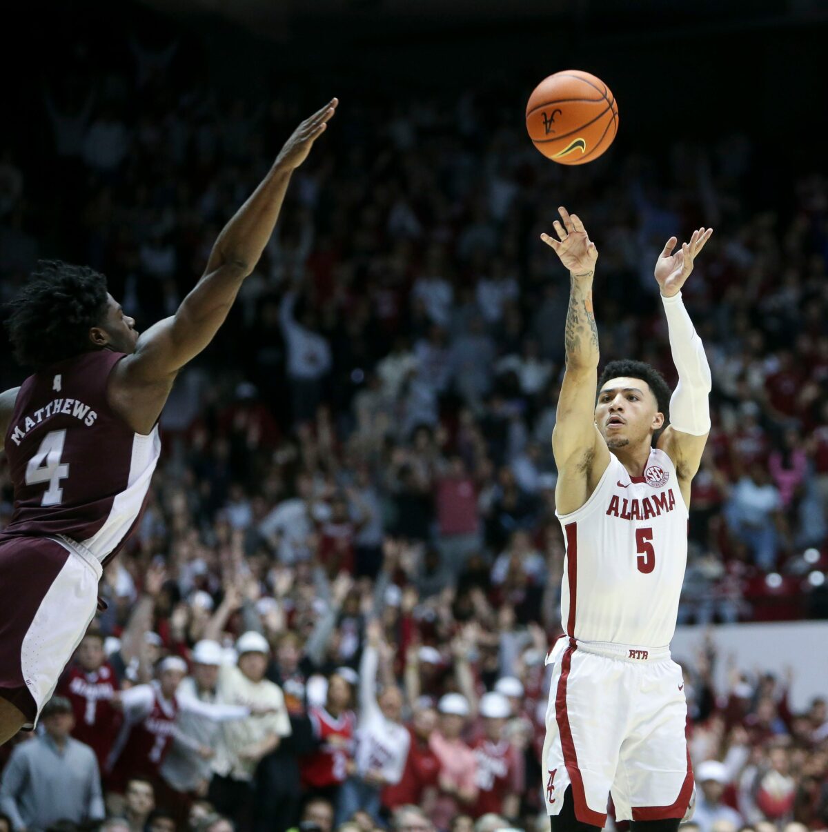 PHOTO GALLERY: Top images from Alabama’s comeback win over Mississippi State