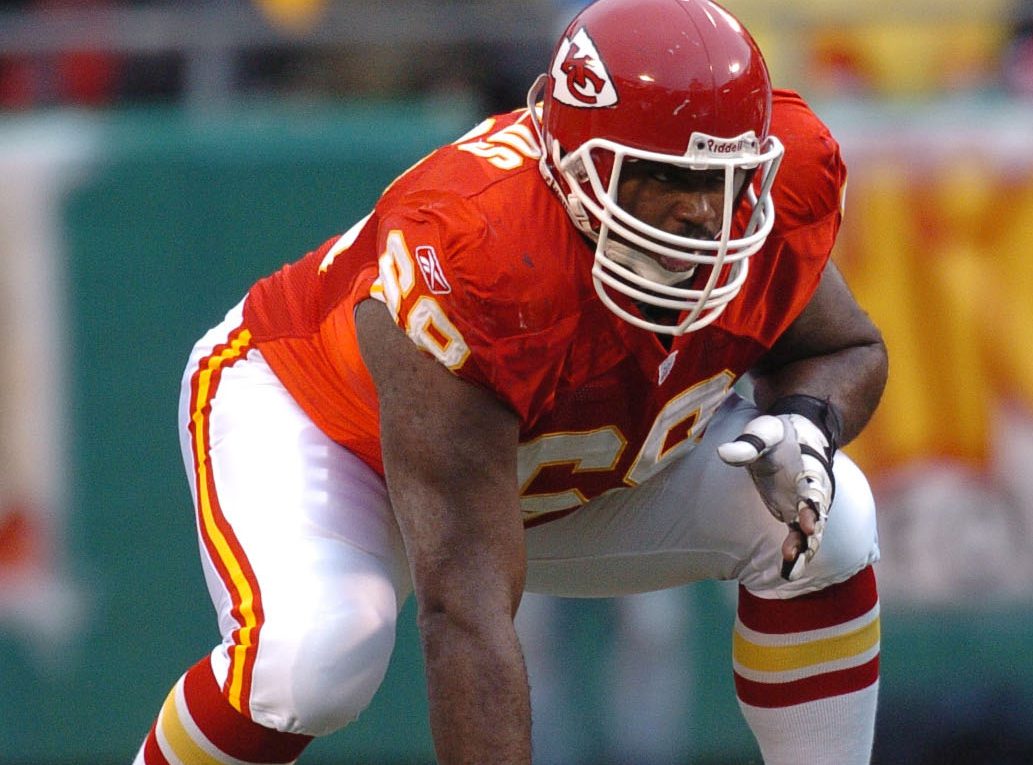 Chiefs legend Will Shields to be drum honoree vs. Jaguars in AFC divisional round