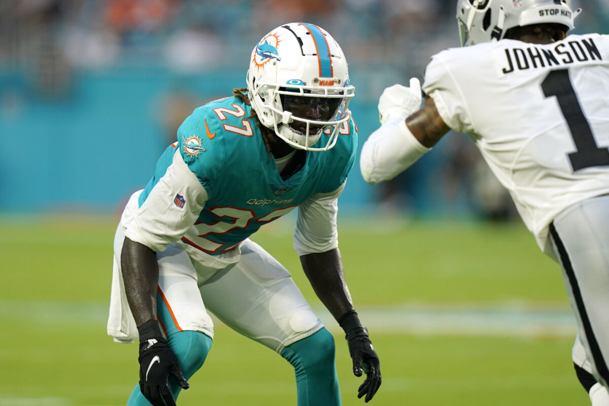 Dolphins CB Keion Crossen played entire season with torn labrum