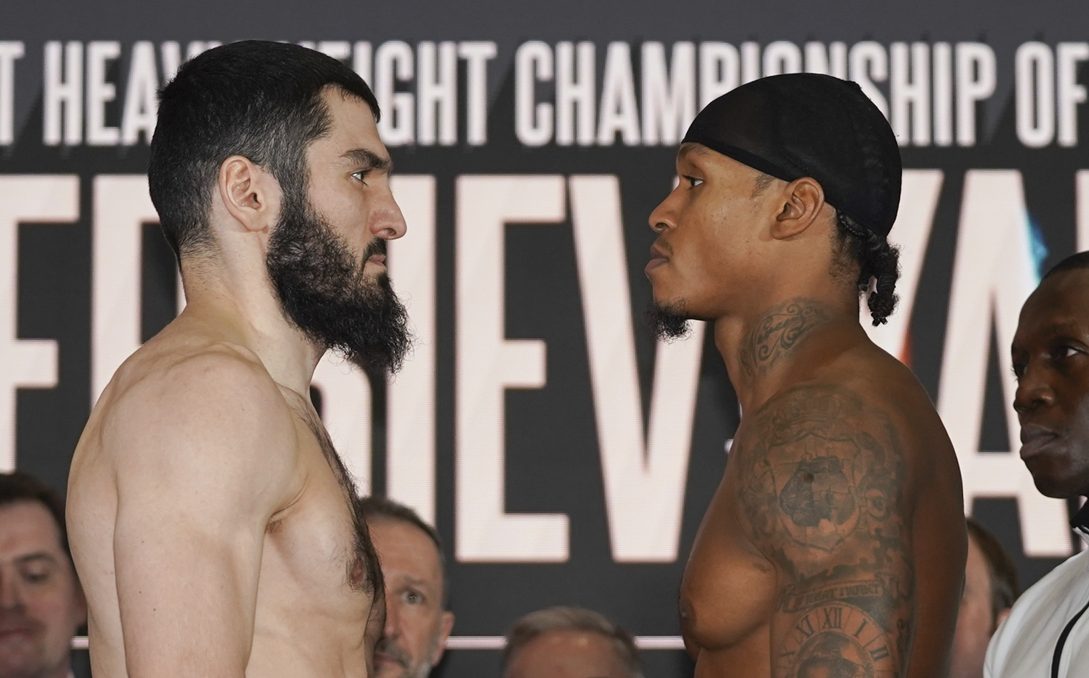 Artur Beterbiev, Anthony Yarde make weight for title fight in London