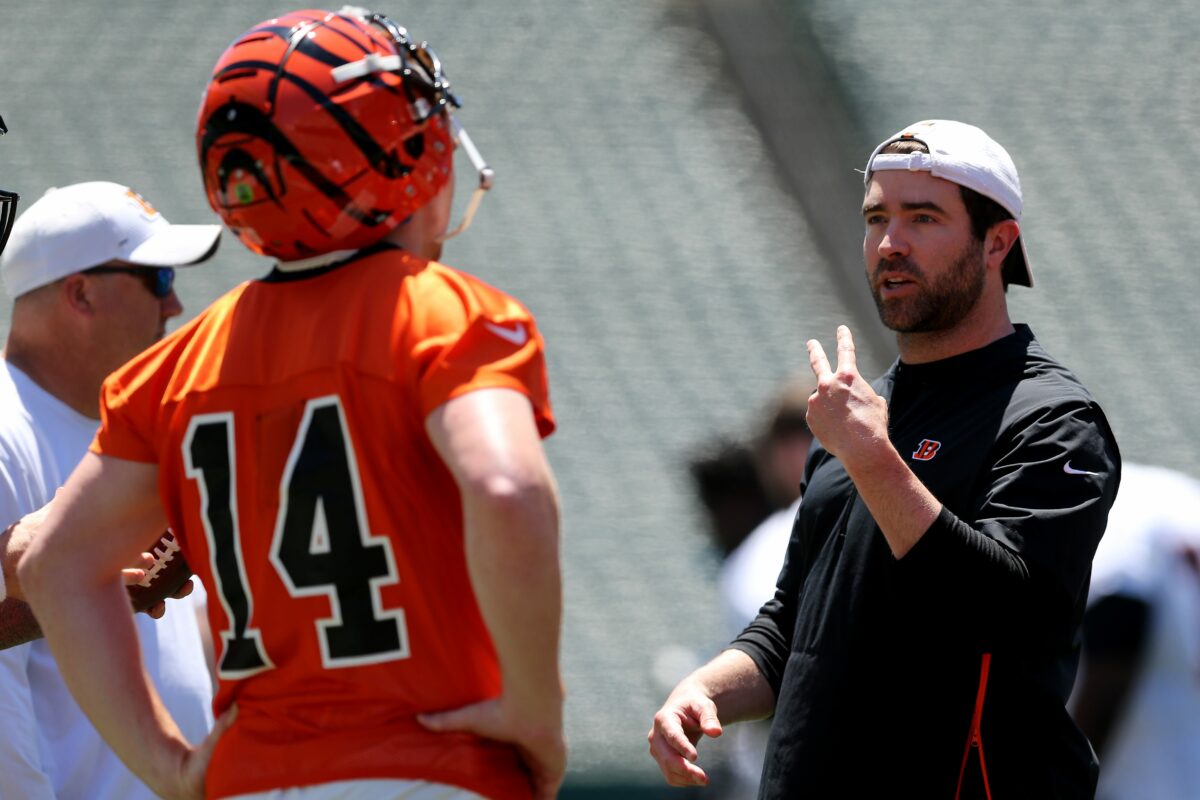 Colts request interview with Bengals’ Brian Callahan