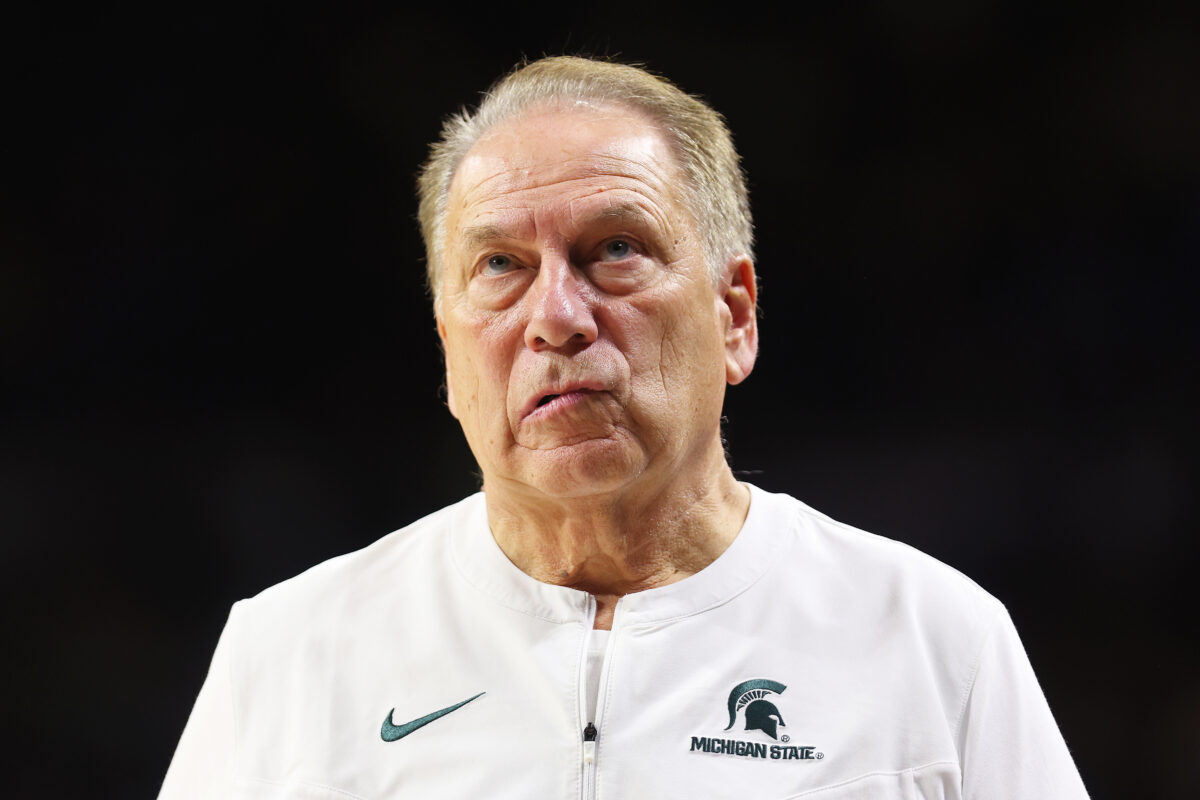 WATCH: Tom Izzo hilariously tells BTN what he told Michigan State basketball at halftime of Nebraska game