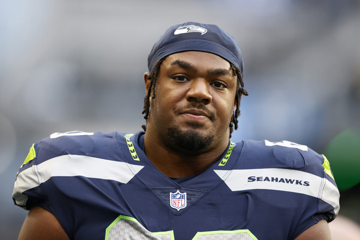 Seahawks announce one-year extension for G Phil Haynes