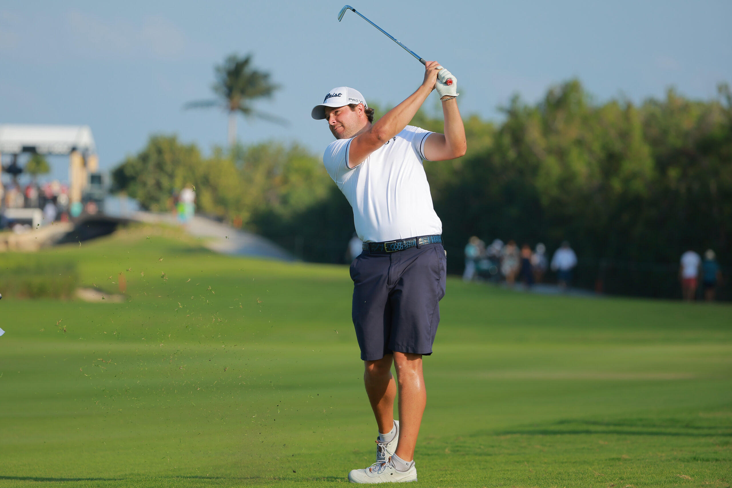 Talor Gooch, Peter Uihlein tied for lead at LIV Golf Mayakoba after second day
