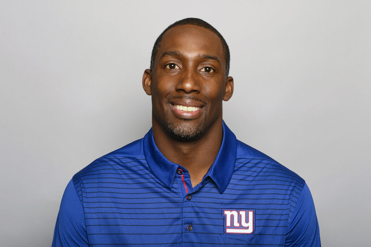 Browns request permission to interview Giants’ Anthony Blevins