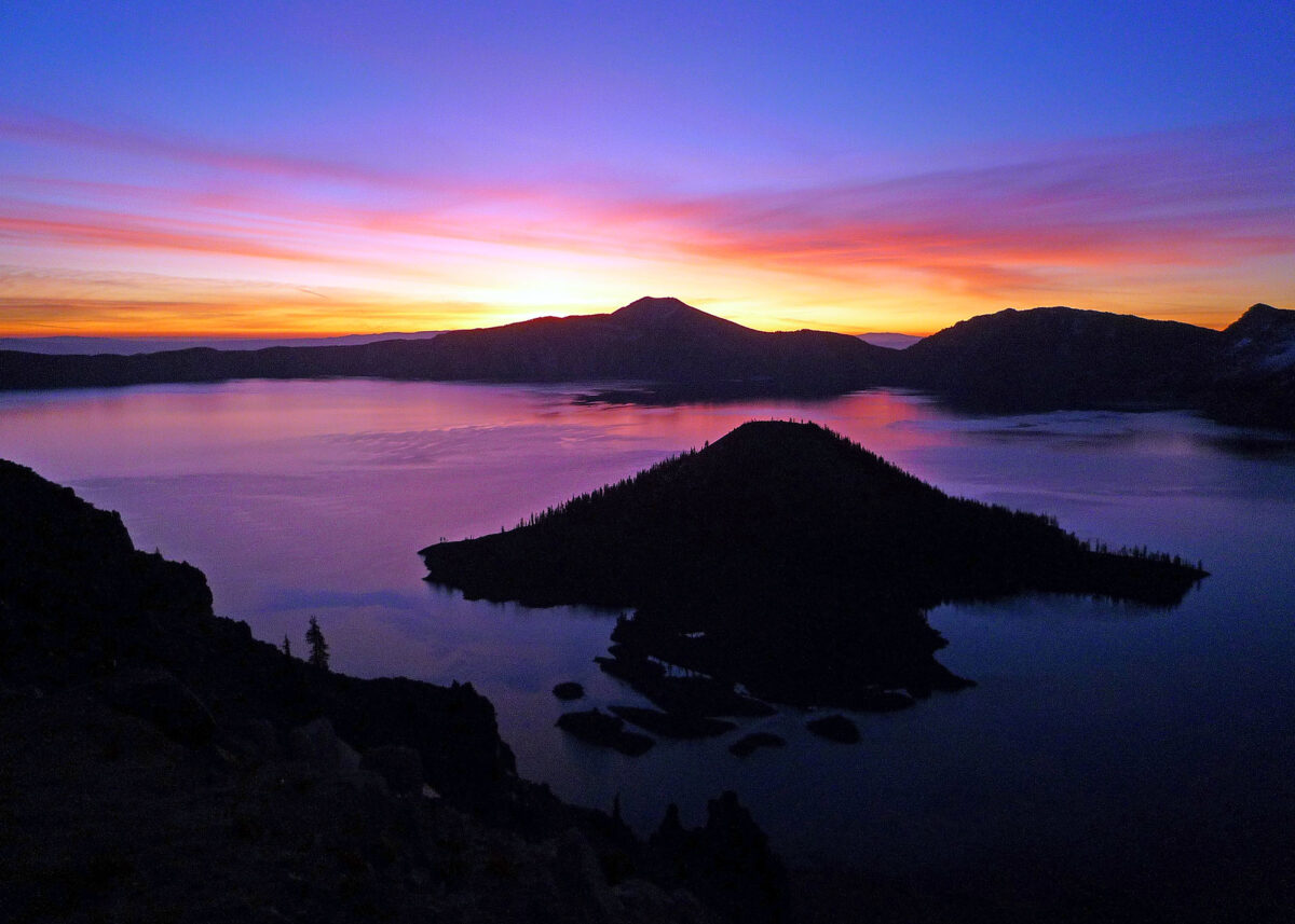 Explore a sleeping volcano on this tour of Crater Lake National Park