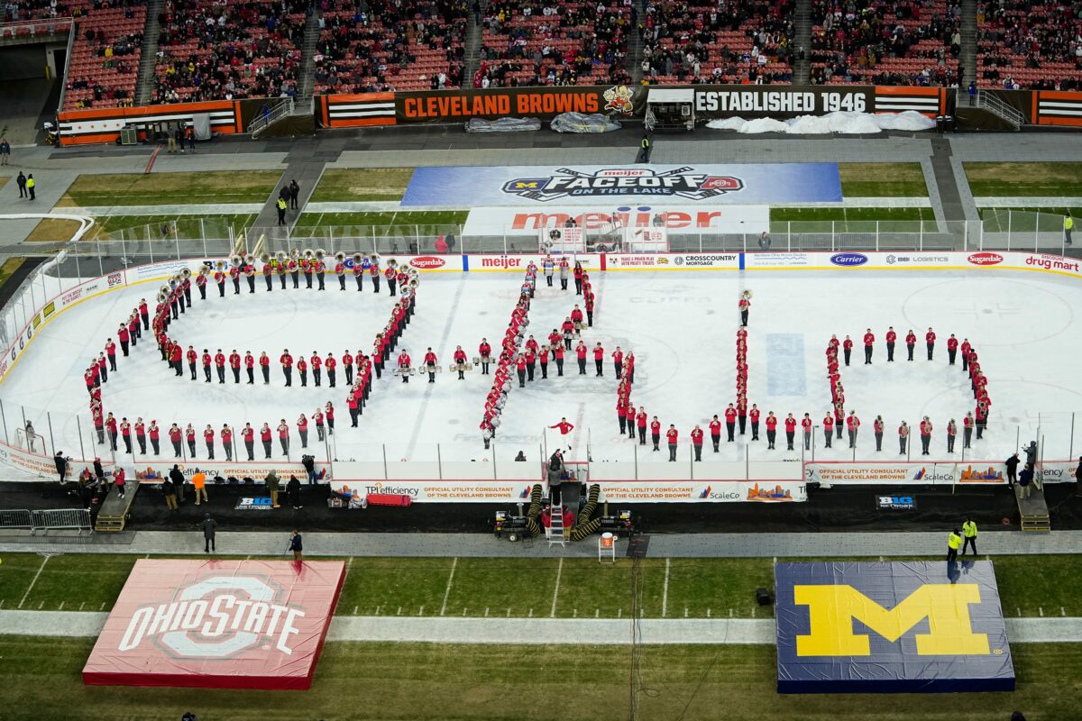 WATCH: Ohio State band performs Script Ohio on ice vs. Michigan
