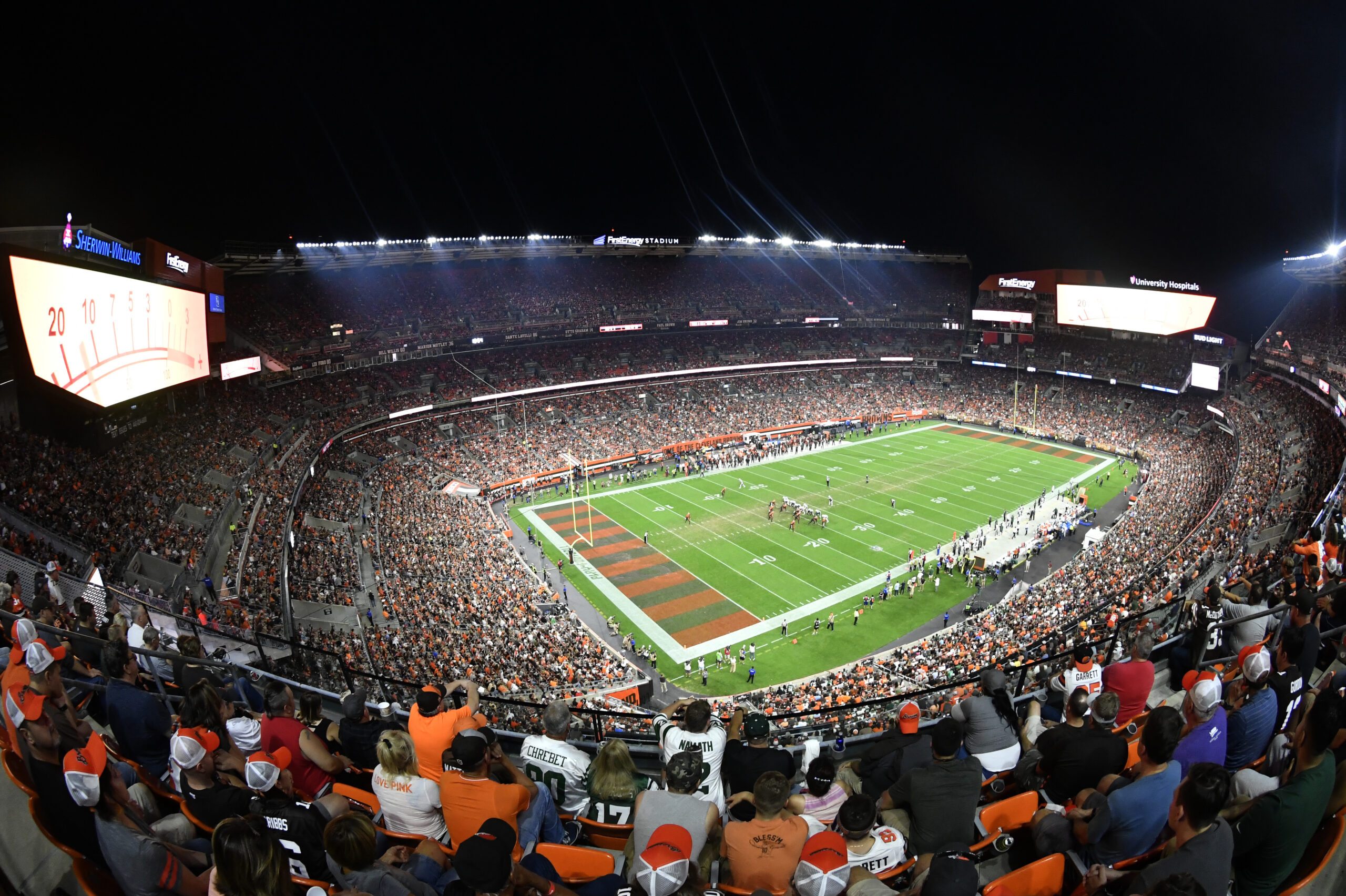 Report: Browns want new stadium with roof, FirstEnergy Stadium ‘quickly and poorly built’