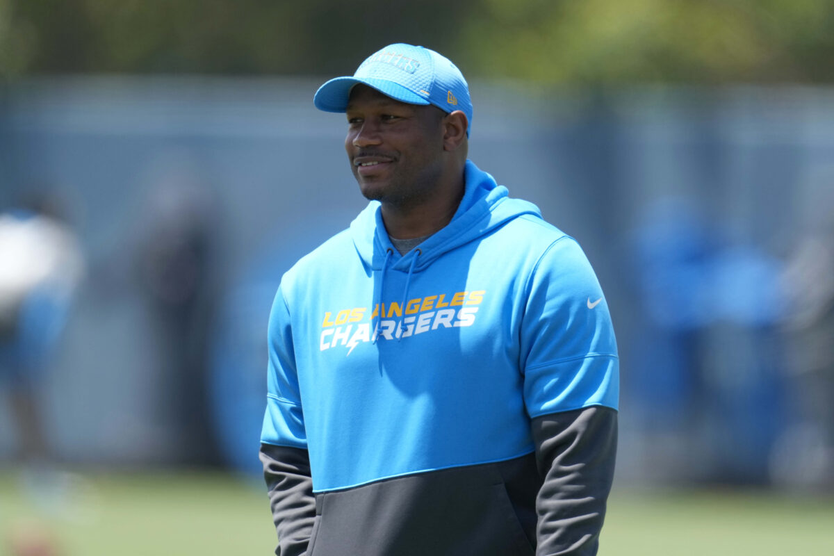 Former Chargers DC Renaldo Hill heading to Dolphins in new role