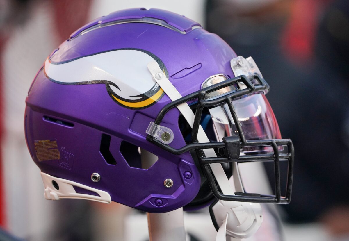 Vikings lose another assistant coach
