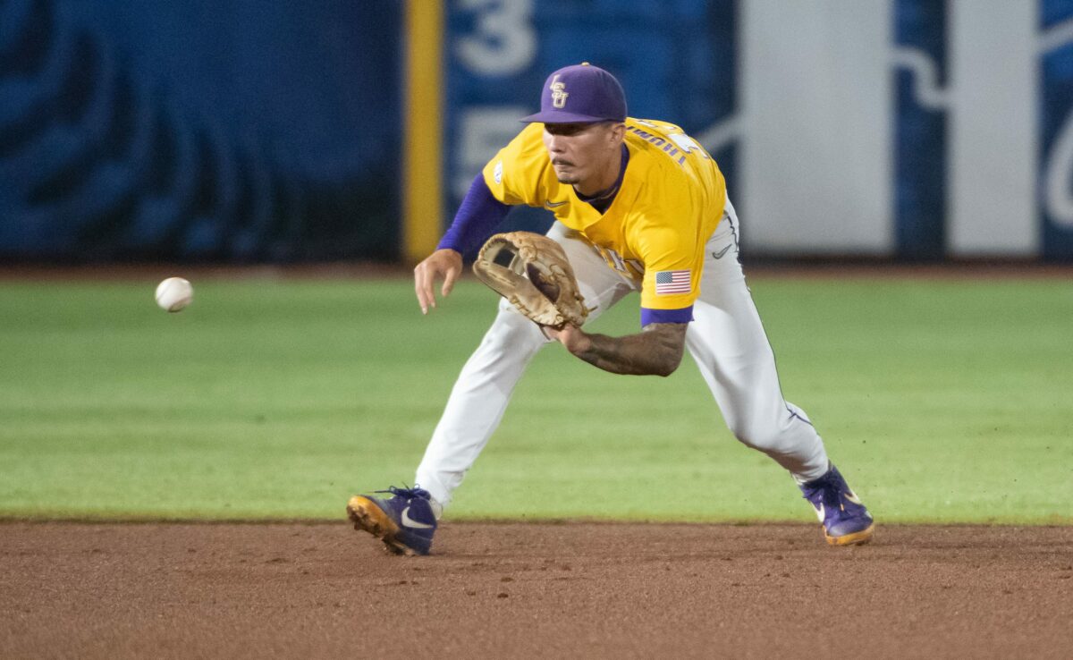 LSU baseball remains on top in SEC power rankings after perfect opening weekend