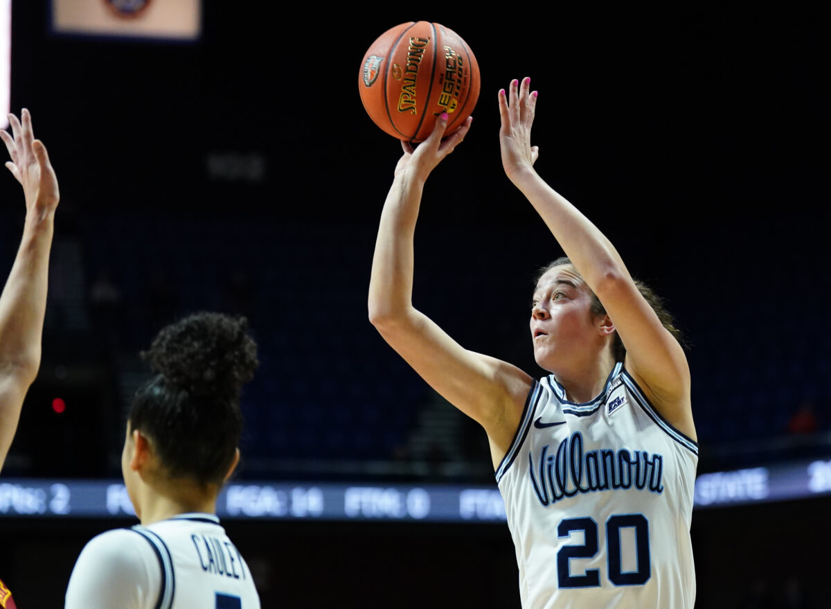 Winners (Villanova) and losers (LSU) of the NCAA women’s basketball committee’s top-16 reveal