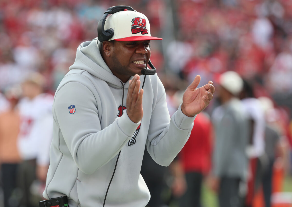 Ravens reportedly ‘have spoken’ to former Buccaneers OC Byron Leftwich for vacant OC job