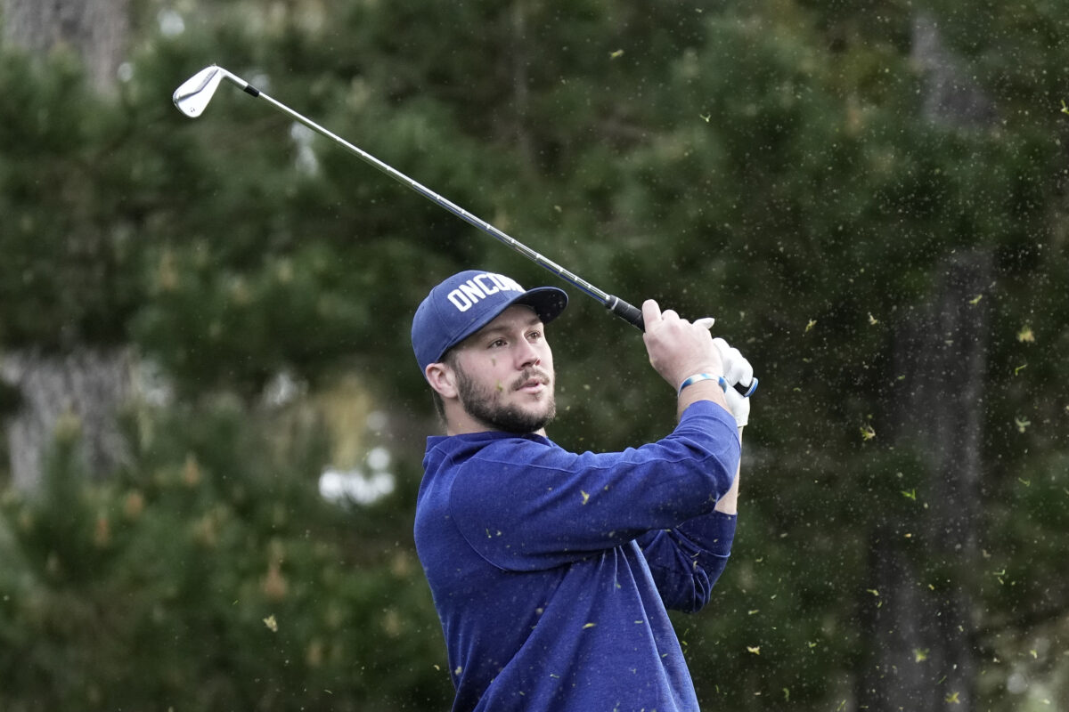 Which celebrity at this year’s AT&T Pebble Beach Pro-Am has the best swing? Let’s take a look