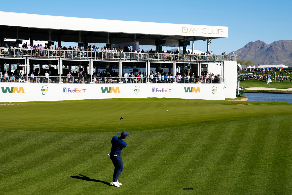 Rory McIlroy draws huge galleries at TPC Scottsdale for 2023 WM Phoenix Open