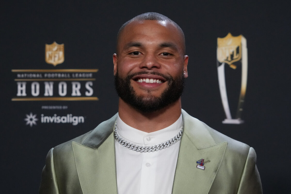 Walter Payton Man of the Year Award goes to Cowboys QB Dak Prescott